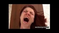 Jouer Putes qui se mettent à pleurer quand elles mettent leur bite dans le cul