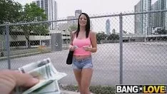 Reproduzir Ele fode muito com ela até quebrá-la