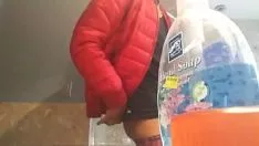 Play Gr the dinar is caught by the billionaire while his wife fucks