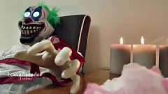 Redare Halloween Night Amateur Fuck: Alejandra și Robert, de 18 ani, în acțiune în stil doggy