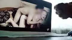 Jouer Cuming en regardant mes vidéos privées: anal avec ma belle-fille européenne pour adolescents