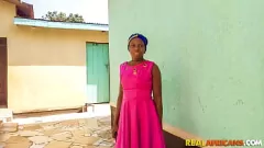Reproducir La dama de la cena de ébano no puede resistir una gran polla negra